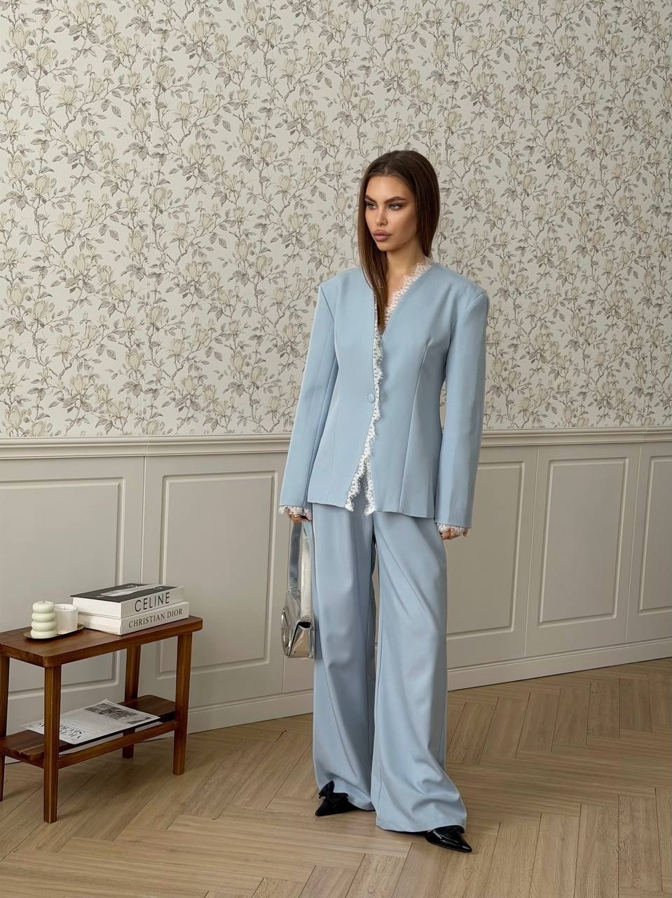 брючный костюм,модные брючные костюмы,голубой костюм женский брючный,брючные костюмы для женщин,брючные женские костюмы
