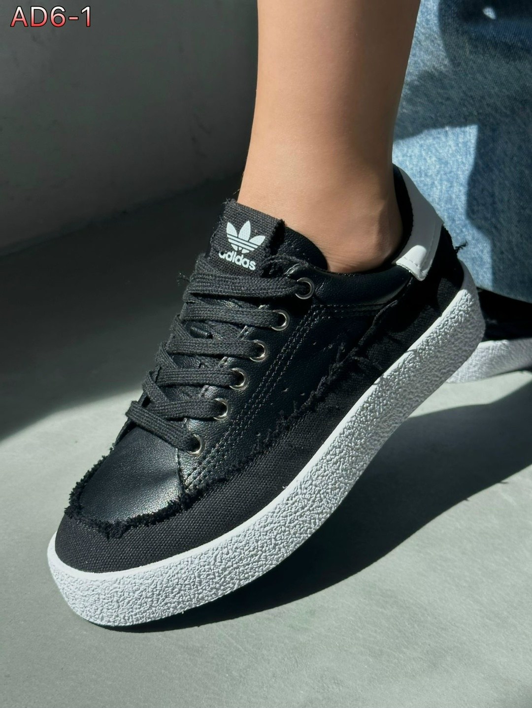 ,кроссовки adidas,кроссовки женскиe,спортивная ,замшевые кроссовки