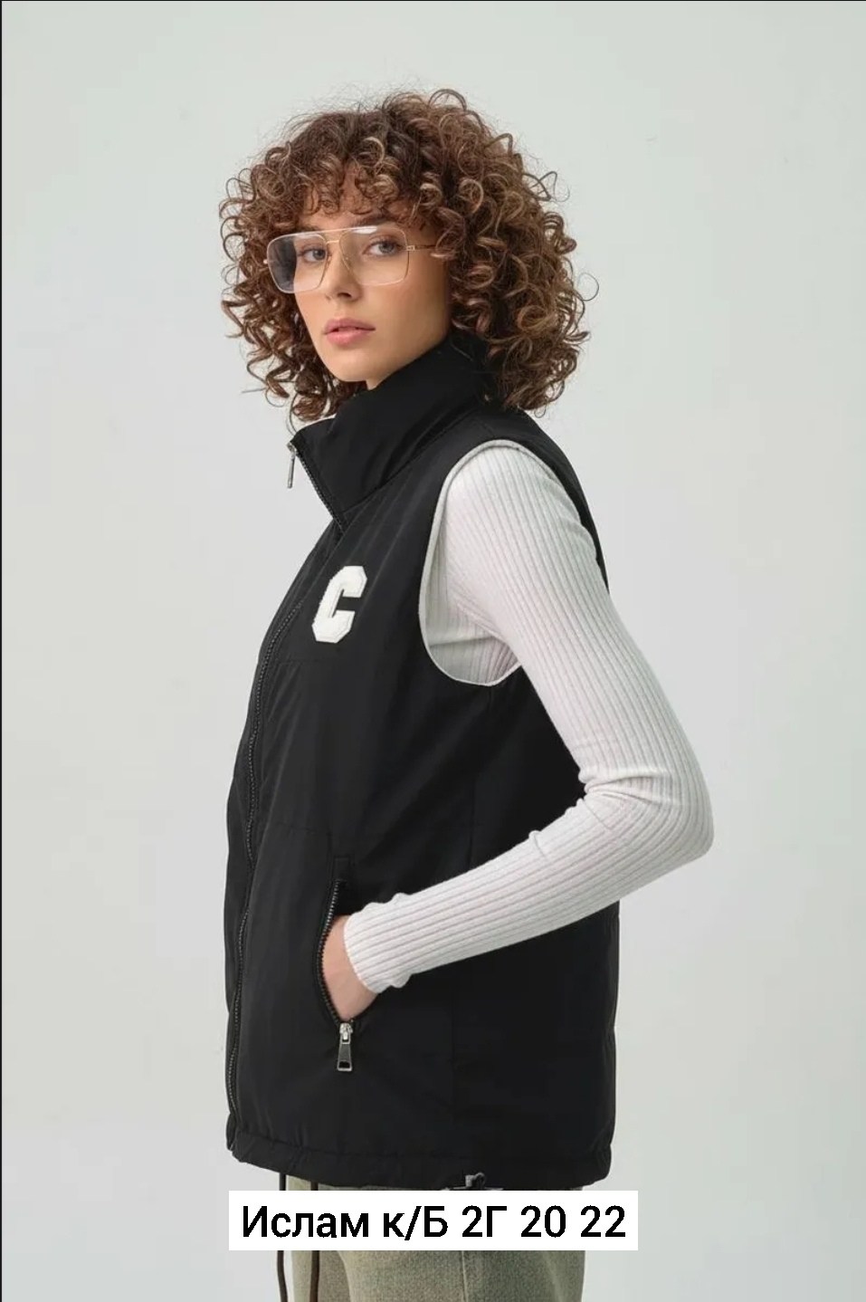 жилетка женская,жилет женский,жилетка двухсторонняя,теплый жилет,демисезонная жилетка