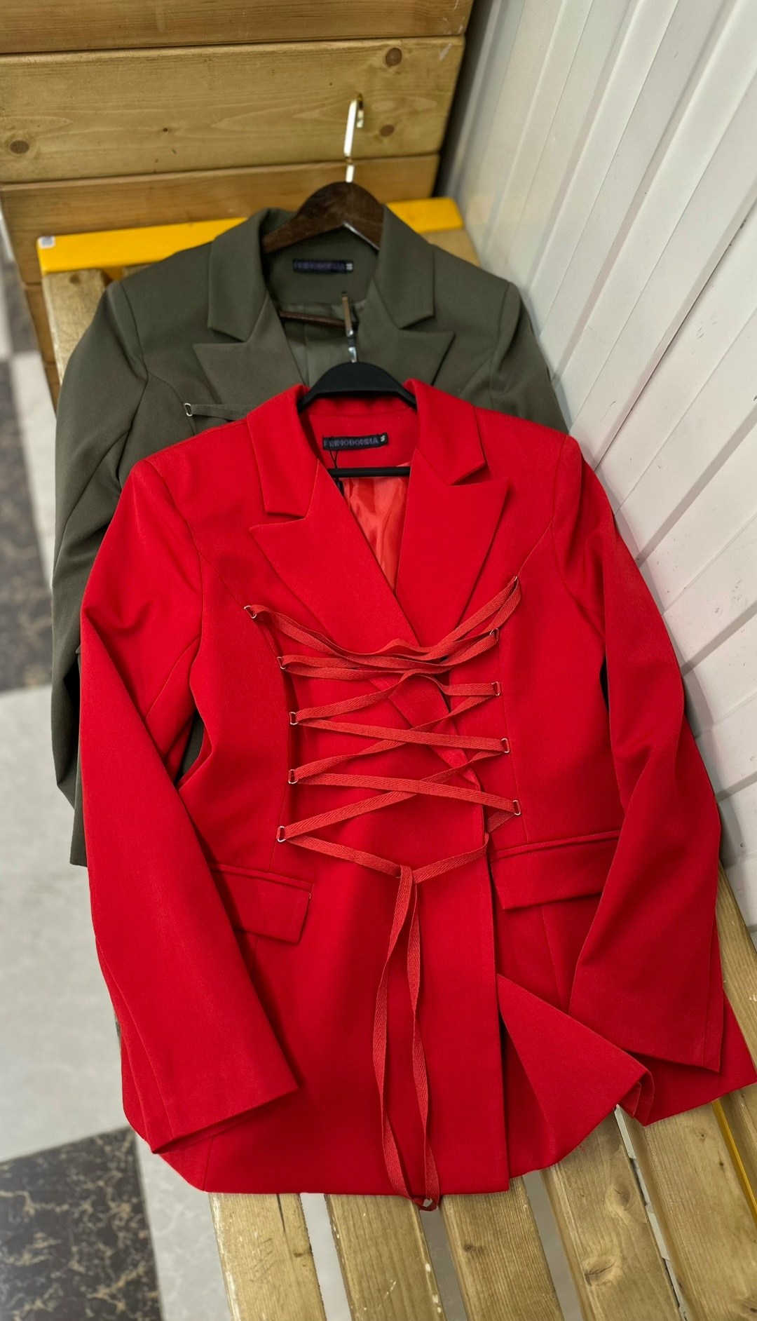 женские костюмы,стильные женские костюмы,женская мода,одежда в корейском стиле,пиджак с поясом