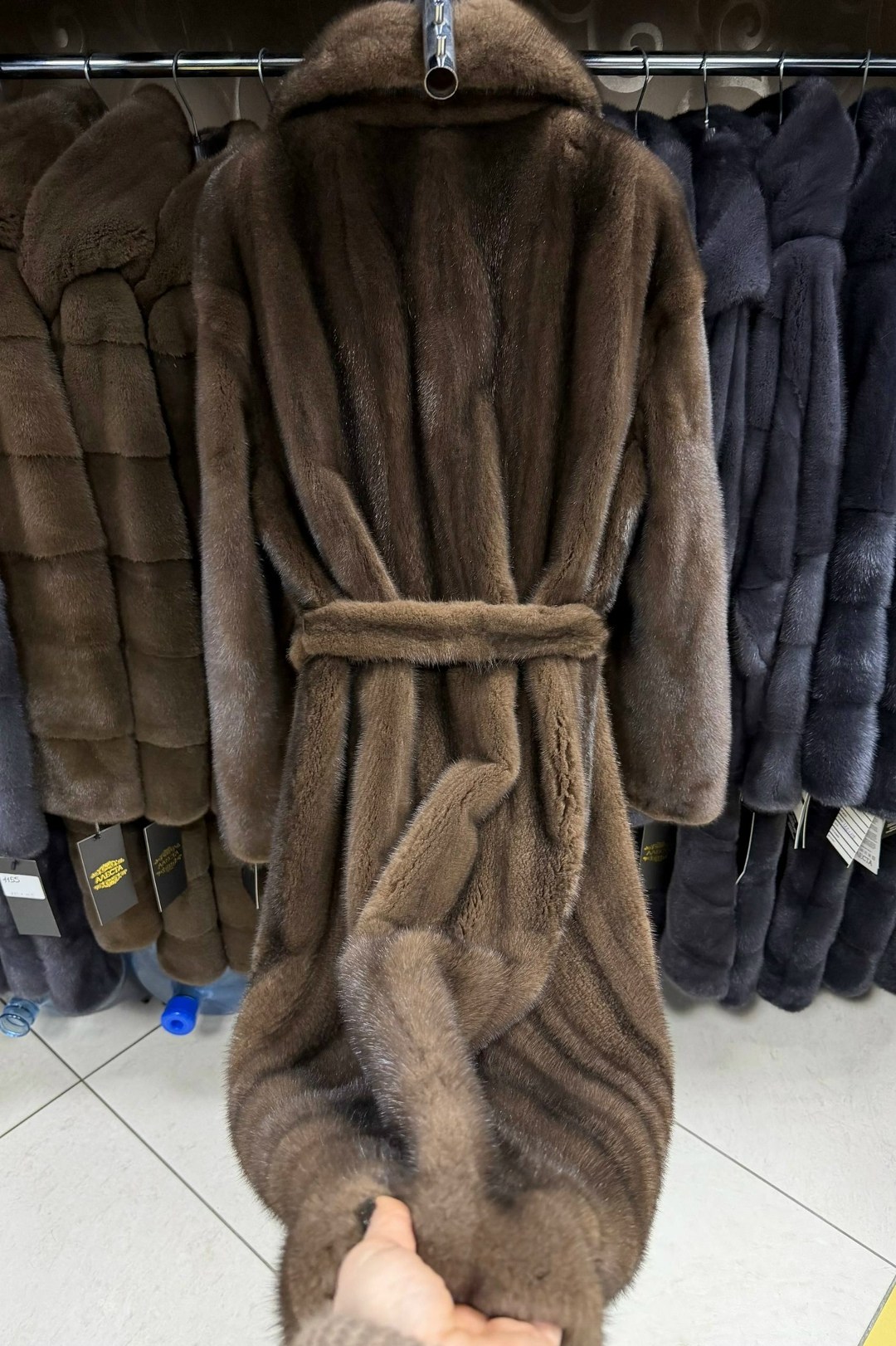 норковая шуба nafa натурального коричневого цвета,норковая шуба,шуба норка,шуба норковая nafa кимоно,шуба