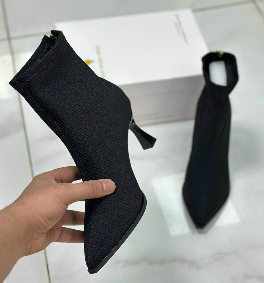 ,женские ботильоны,стильные ботильоны,бежевые лаковые ботильоны,ботильоны модные