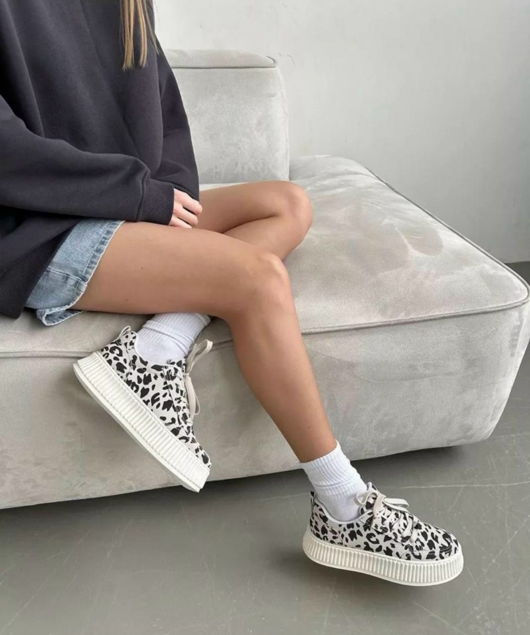 ,женские кроссовки,женская ,белые кеды,обуви