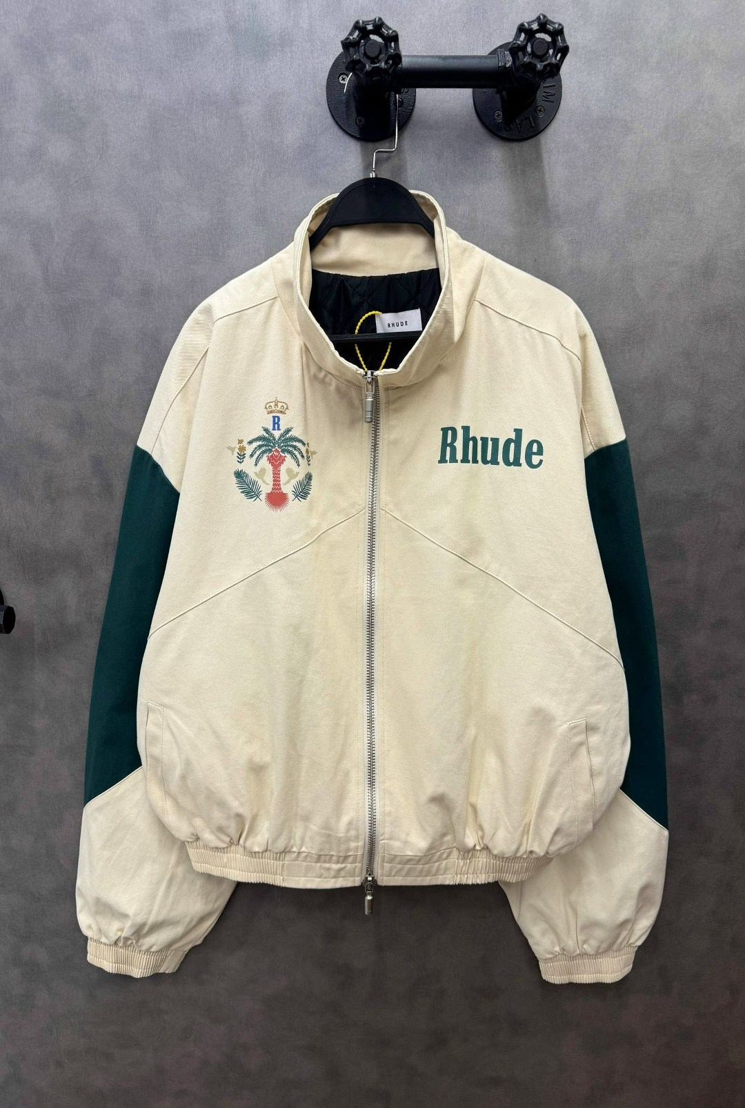 мода стиль,мужская мода,мода модная,спортивные костюм,стиль мужской моды