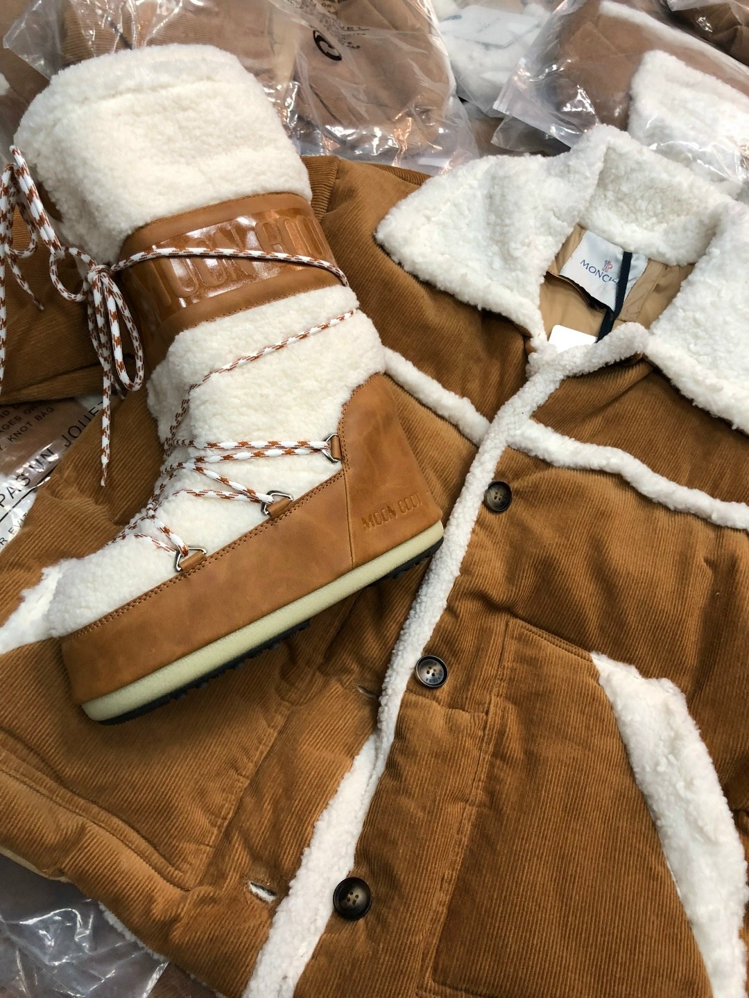 куртка из экозамши,дубленка женская,вельветовая куртка женская зимняя,вельветовая куртка,замшевая куртка