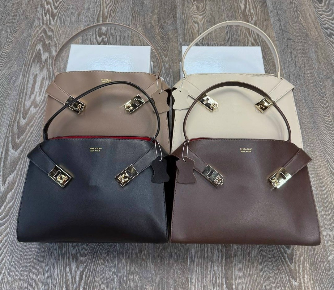 сумка fendi peekaboo,сумка фенди,бежевая сумка fendi peekaboo,сумка,женская сумка fendi