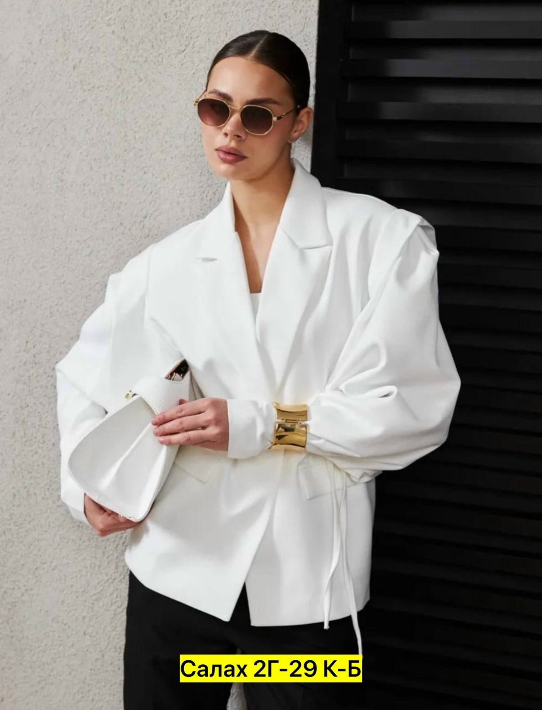 пиджак оверсайз трендовый с объемными рукавами,пиджак оверсайз трендовый с объемными рукавами цвет шоколадный,пиджак оверсайз с завязками шоколадный,трендовый женский пиджак оверсайз,пиджак с завязкам