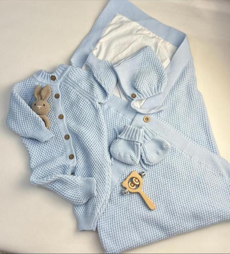 комплект вязаный,вязаный комплект на выписку,комплект на выписку,кардиган для малыша,комплект на выписку новорожденного