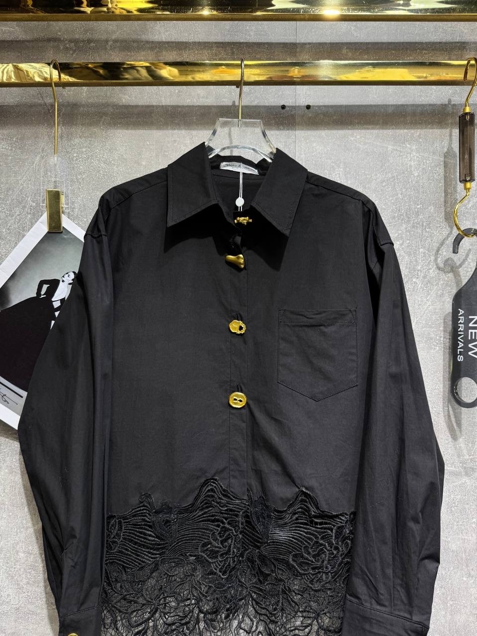 рубашка с кружевами,блузка с кружевами,кружевная рубашка,женская рубашка,рубашка с кружевными вставками