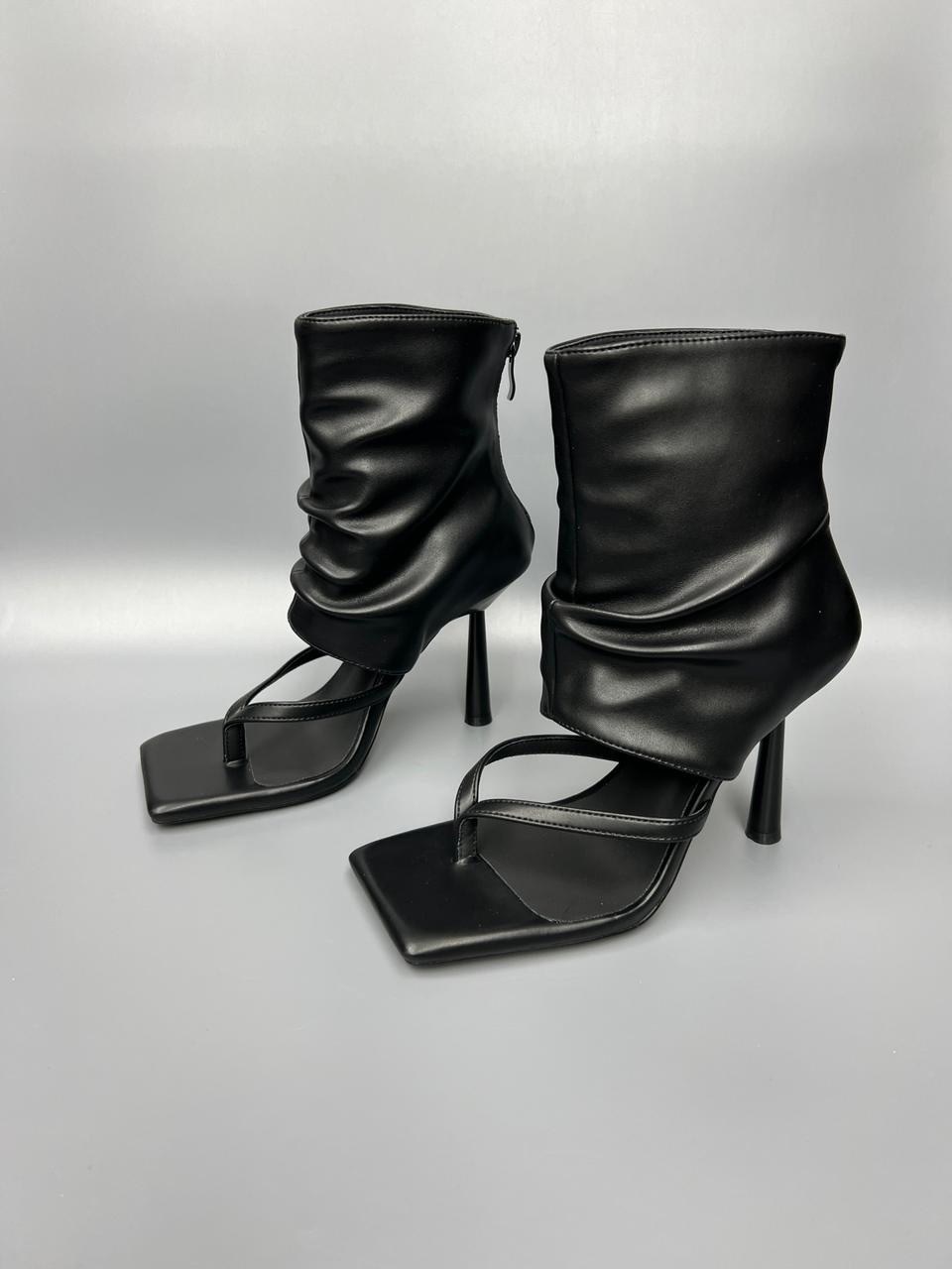 ,женские ботильоны,модные ботильоны,босоножки на каблуках,casadei ботильоны на шнуровке