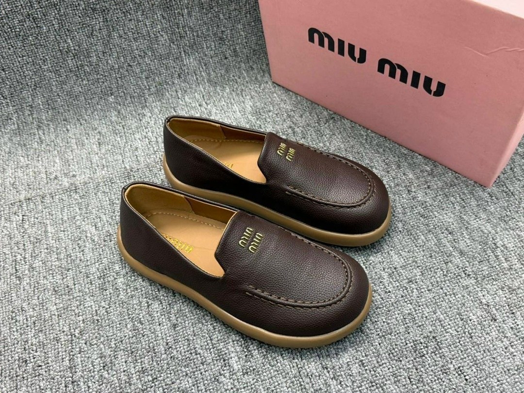 замшевые лоферы,лоферы miu miu,,лоферы из натуральной замши,лоферы miu miu на высокий подошве