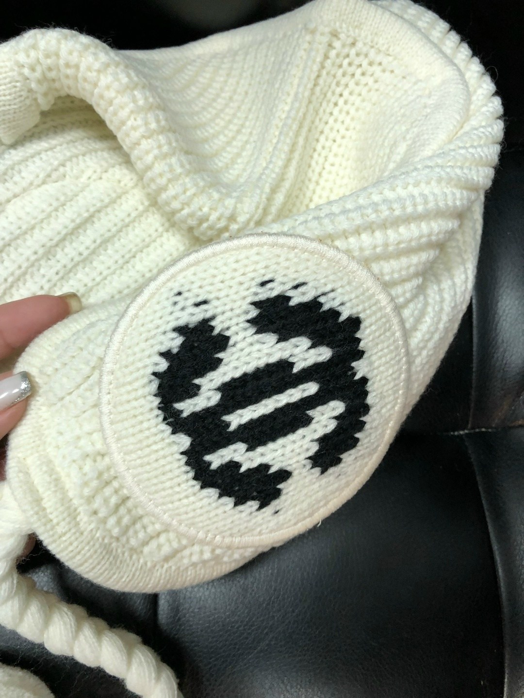 шапка chanel,вязаная шапка,брендовые шапки,шапка шанель,шапка