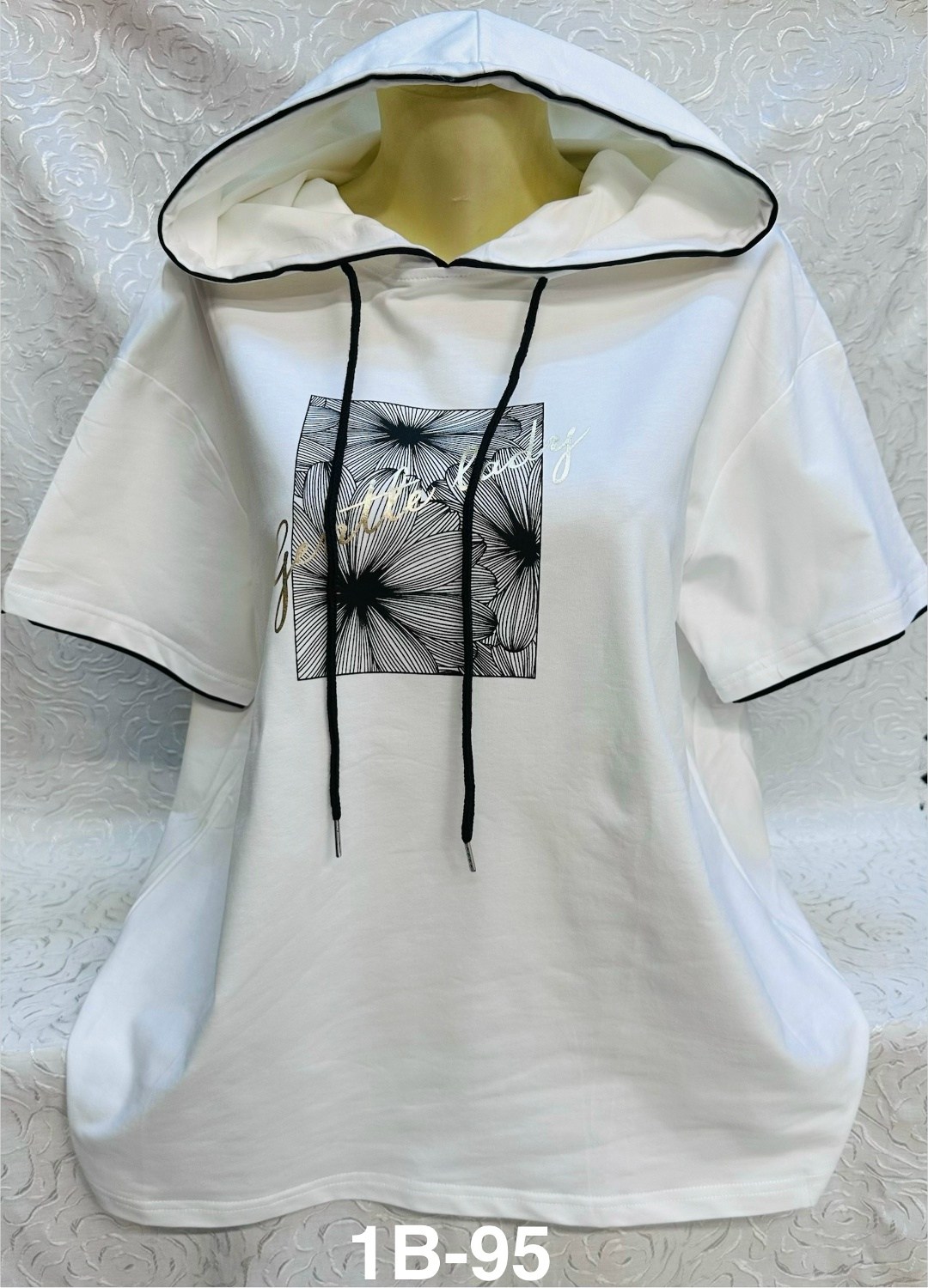 футболка женская с капюшоном,футболки женская,женская кофта,футболка больших размеров женская,футболка с капюшонам