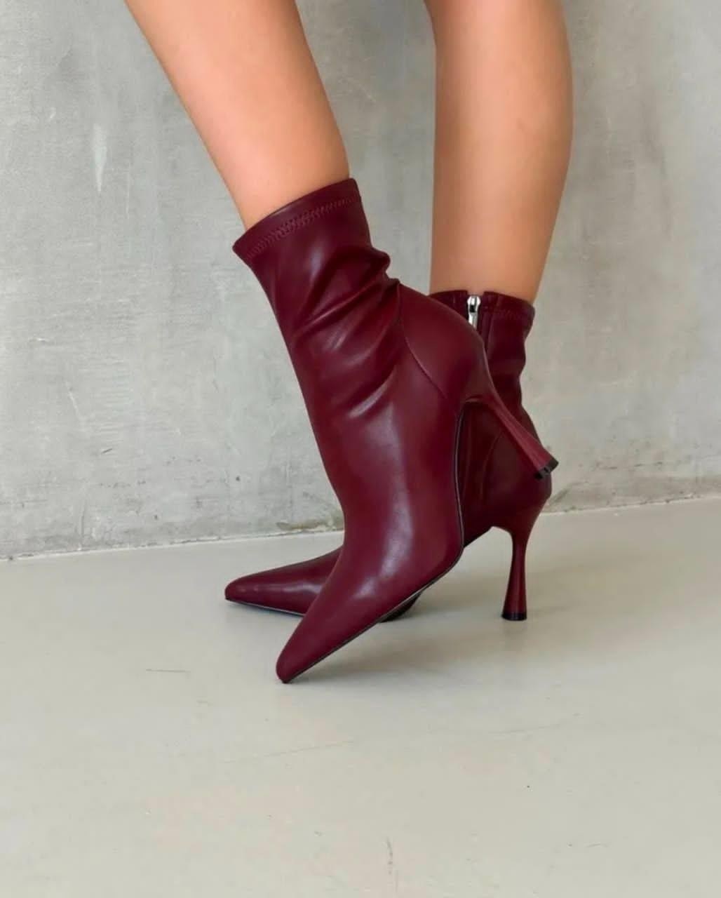 ботильоны вечерние на низкой шпильке бордовые gh collection,бордовые ботильоны,широкие бордовые ботильоны с острым носком new look,ботильоны женские,ботильоны вечерние на низкой шпильке бордовые