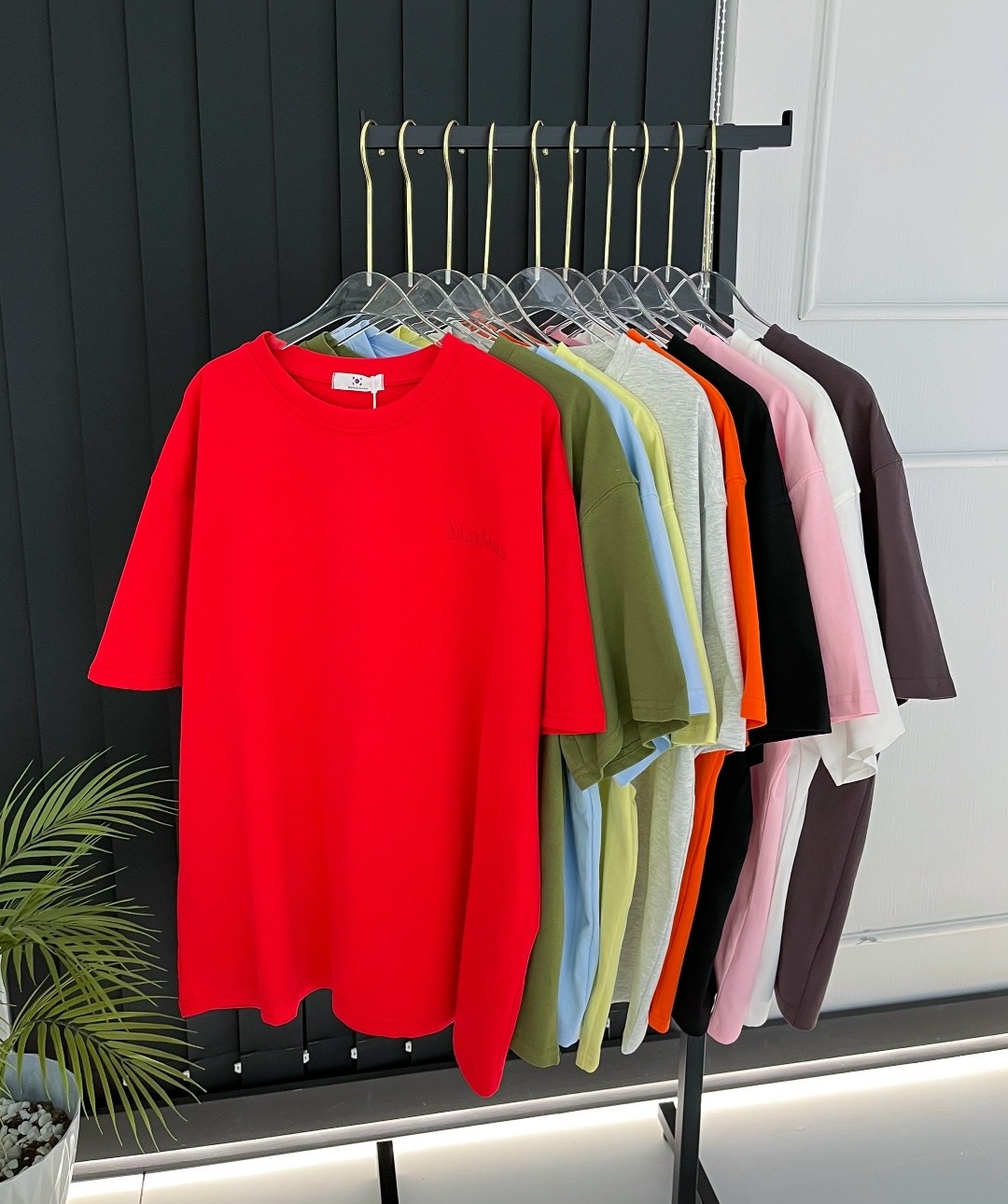 оранжевая футболка,футболки оверсайз,футболка оверсайз оранжевая,футболки женская,стиль футболка