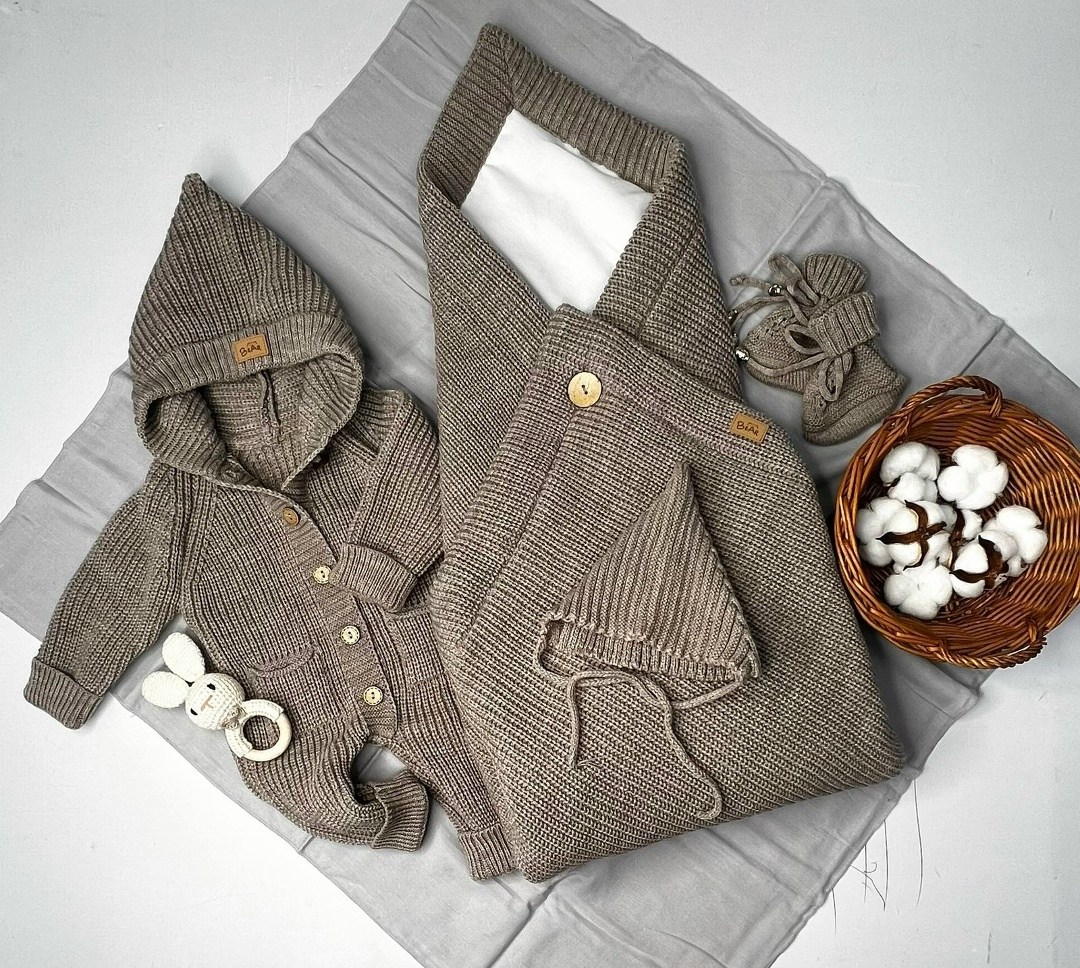 комплект на выписку,конверт на выписку для новорожденного комплект,конверт на выписку,вязаный комплект на выписку,комплект конверт на выписку