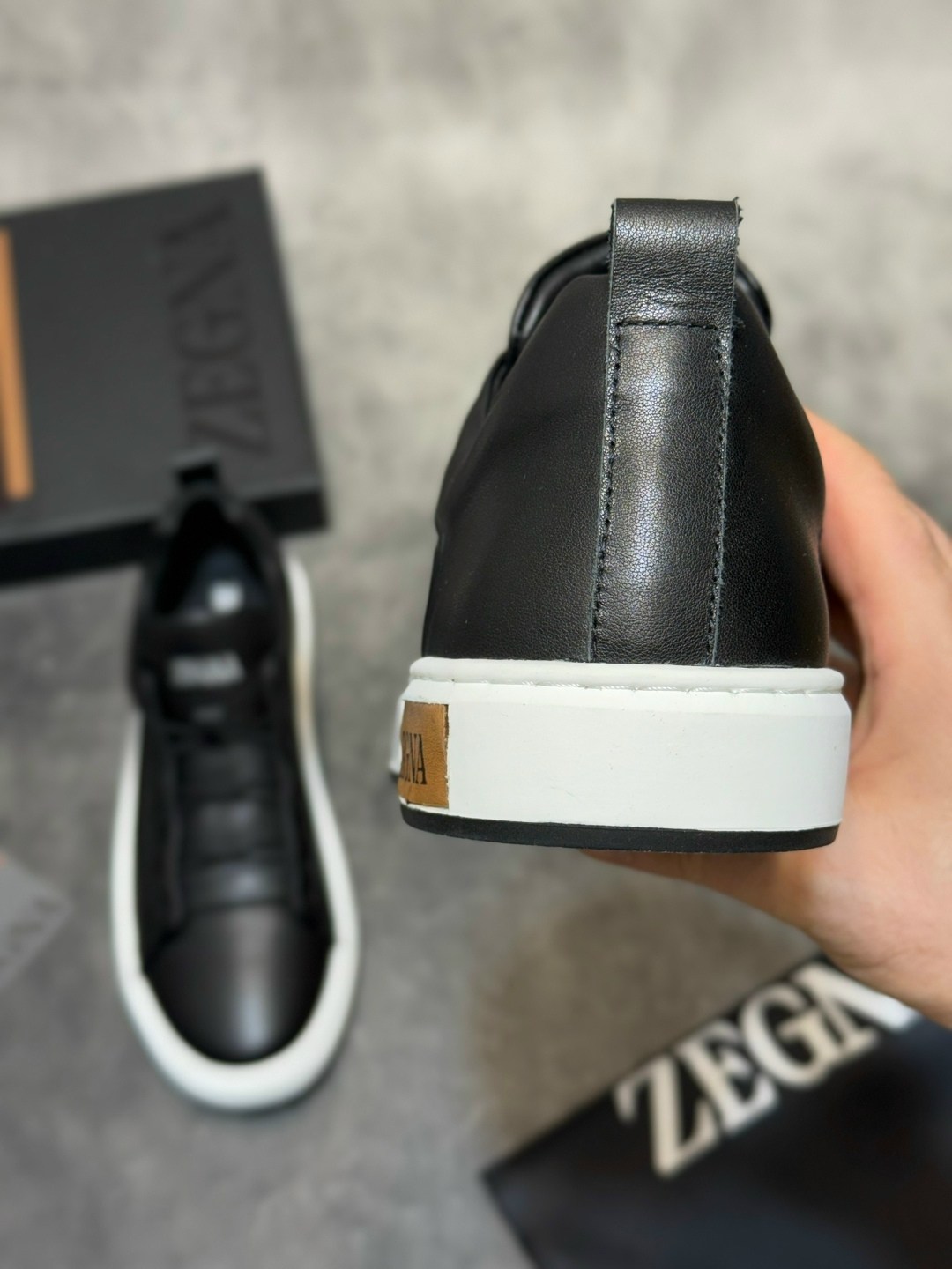 ,кроссовки с белой подошвой мужские,черные кеды с белой подошвой,чёрные кеды с белой подошвой мужские,кеды мужские