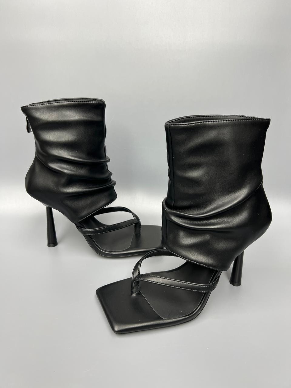 ,женские ботильоны,модные ботильоны,босоножки на каблуках,casadei ботильоны на шнуровке