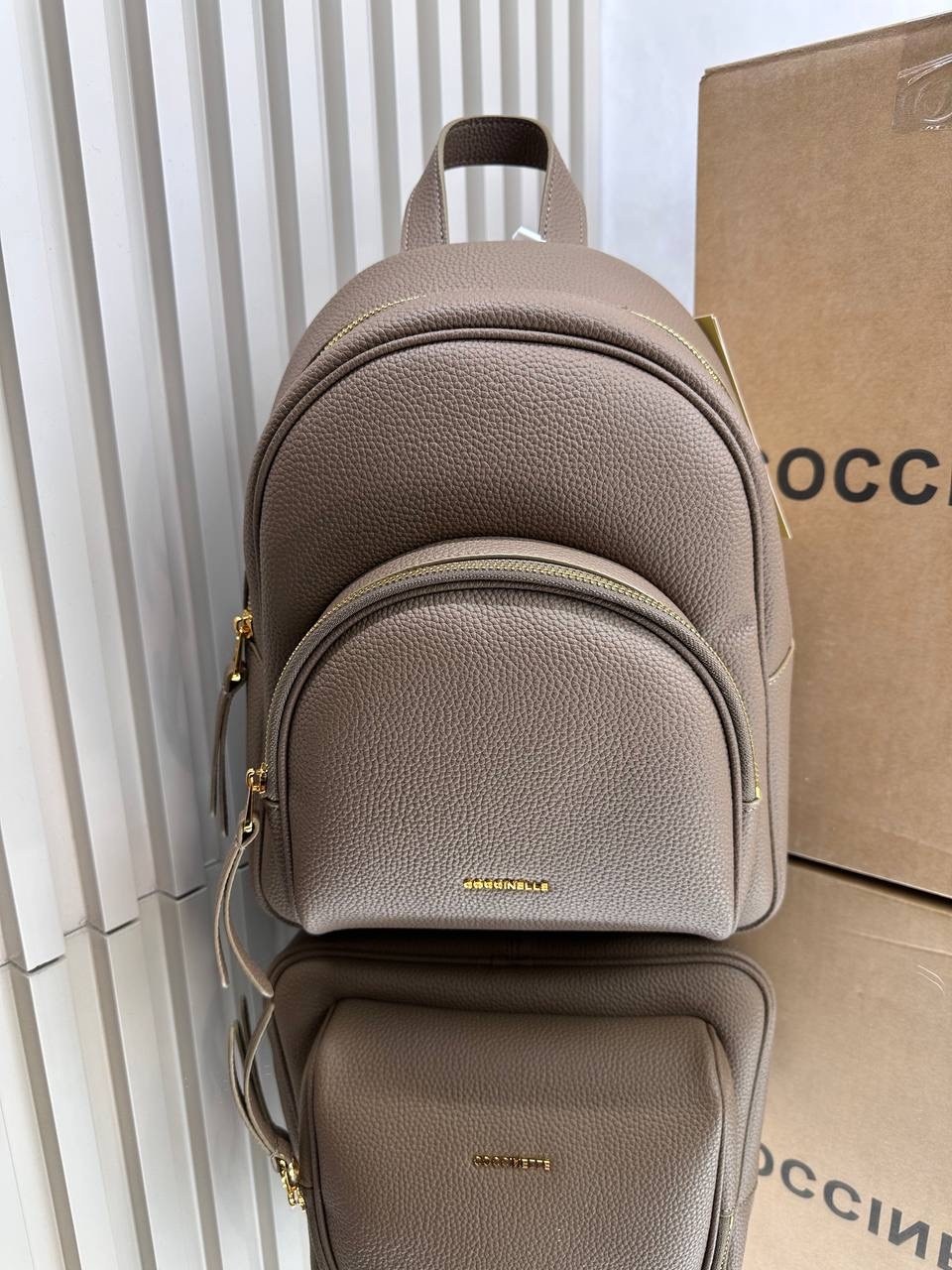 рюкзак coccinelle,женские рюкзаки,рюкзак,кожаные рюкзаки,рюкзаки рюкзаки