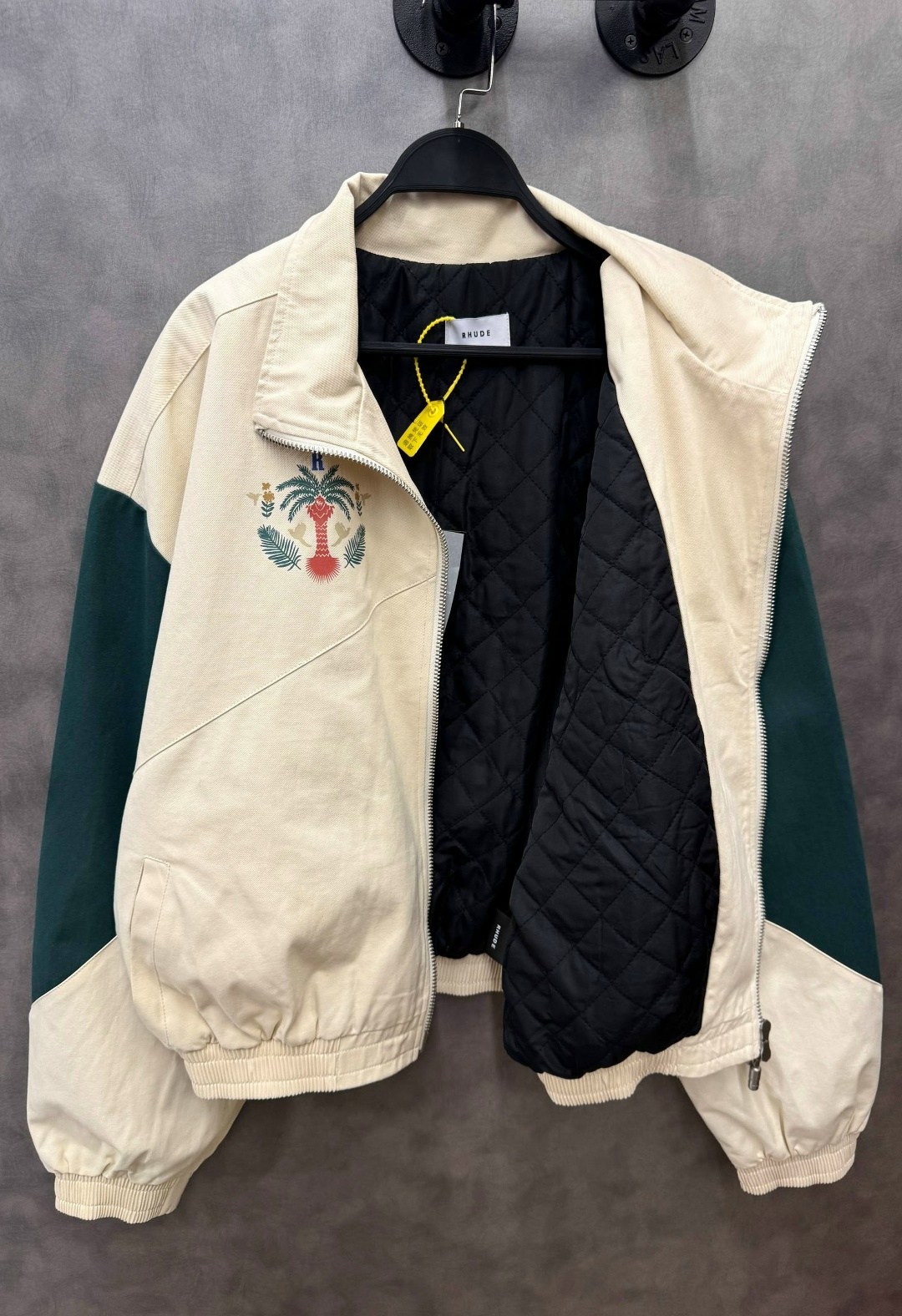 мода стиль,мужская мода,мода модная,спортивные костюм,стиль мужской моды