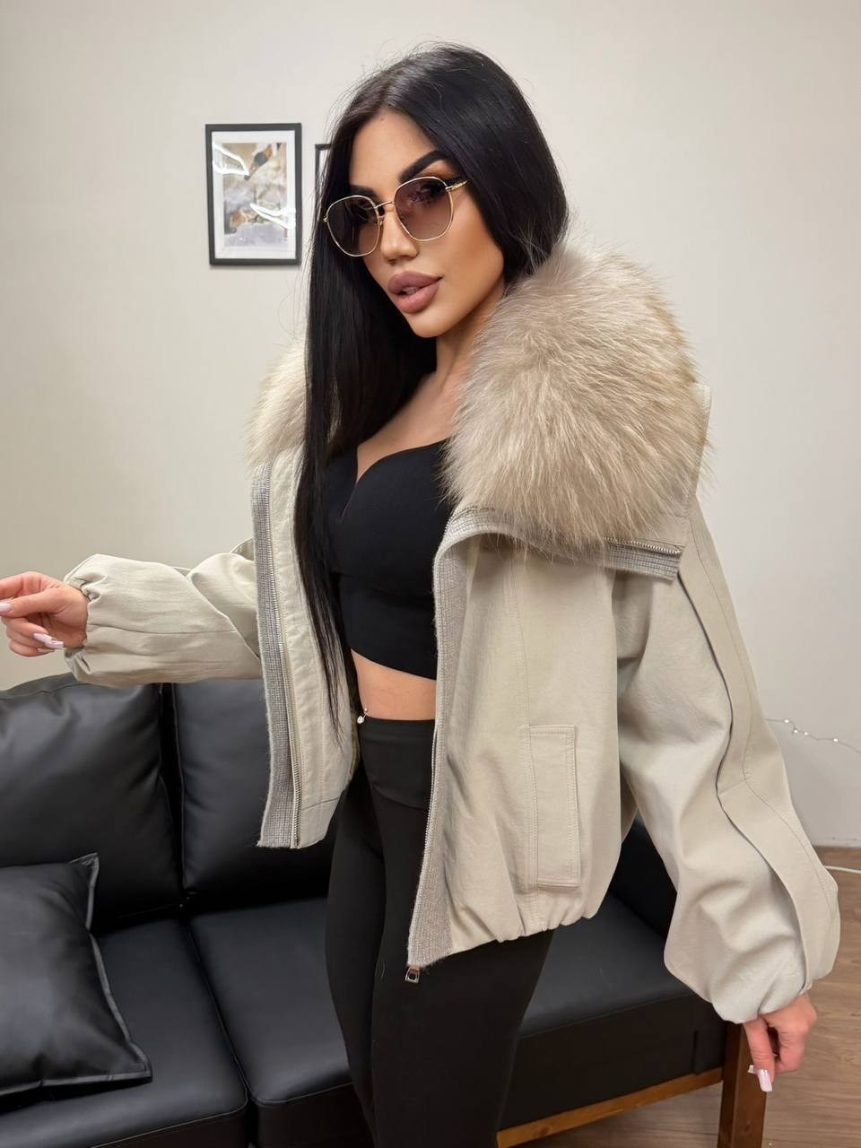 меховая куртка,женская куртка со съемным меховым воротником из меха енота,куртка с мехом,женская парка на натуральном меху укороченная куртка с лисьим мехом,модные пуховики с мехом