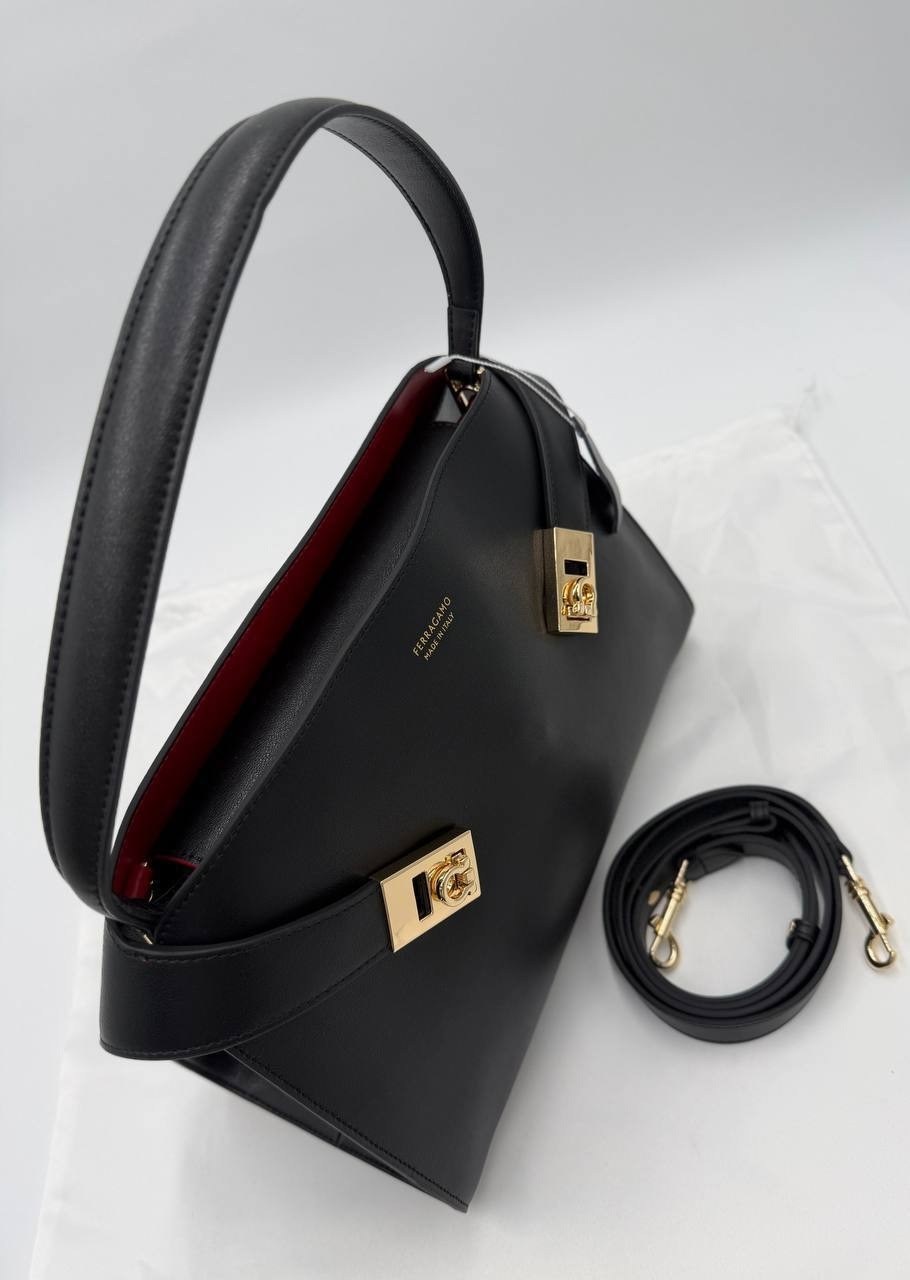 сумка fendi peekaboo,сумка фенди,бежевая сумка fendi peekaboo,сумка,женская сумка fendi