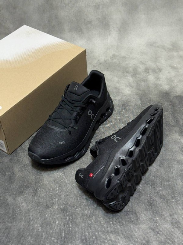 кроссовки,мужские кроссовки,,черные кроссовки,спортивная