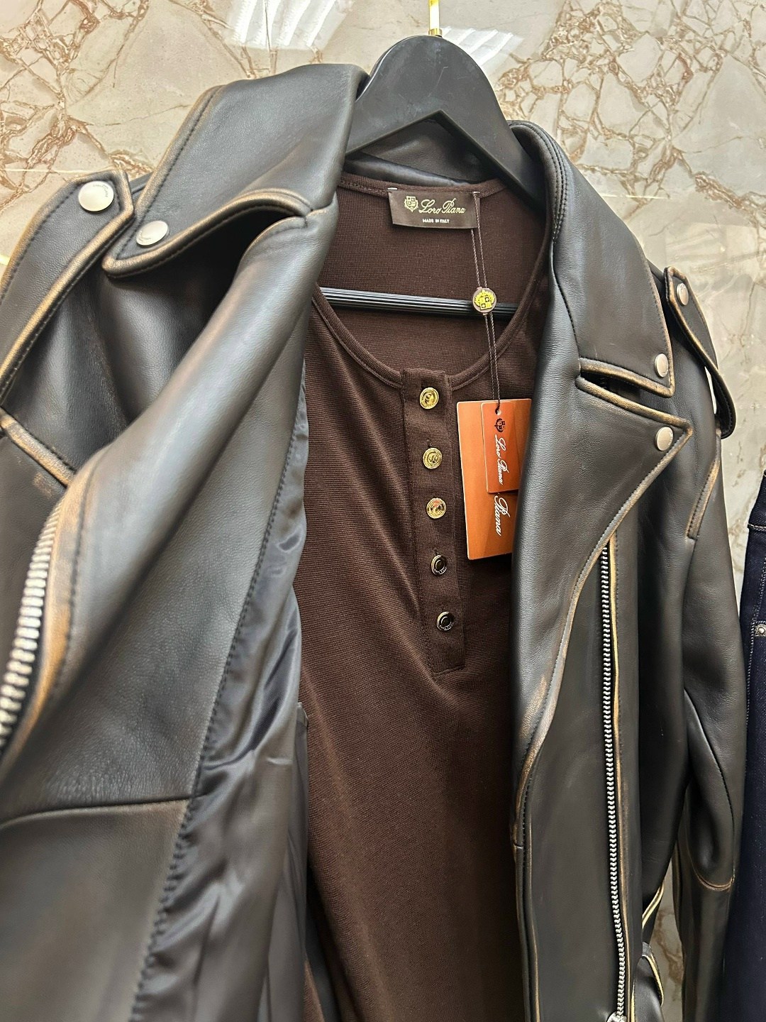 кофты с воротником,лонгслив с пуговицами,джемпер,свитер с воротником