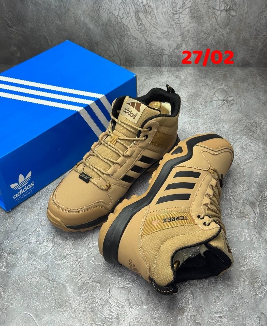 кроссовки adidas зимние,кроссовки мужские зимние adidas,кроссовки adidas,зимние кроссовки adidas terrex арт. 38889,зимние кроссовки adidas terrex ax3 mid