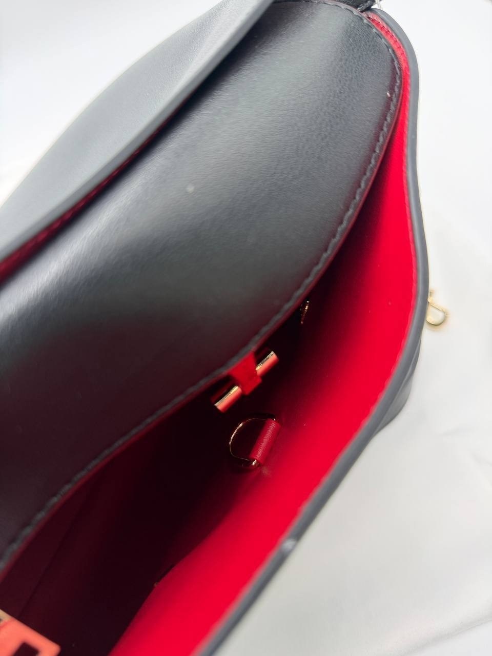 сумка fendi peekaboo,сумка фенди,бежевая сумка fendi peekaboo,сумка,женская сумка fendi