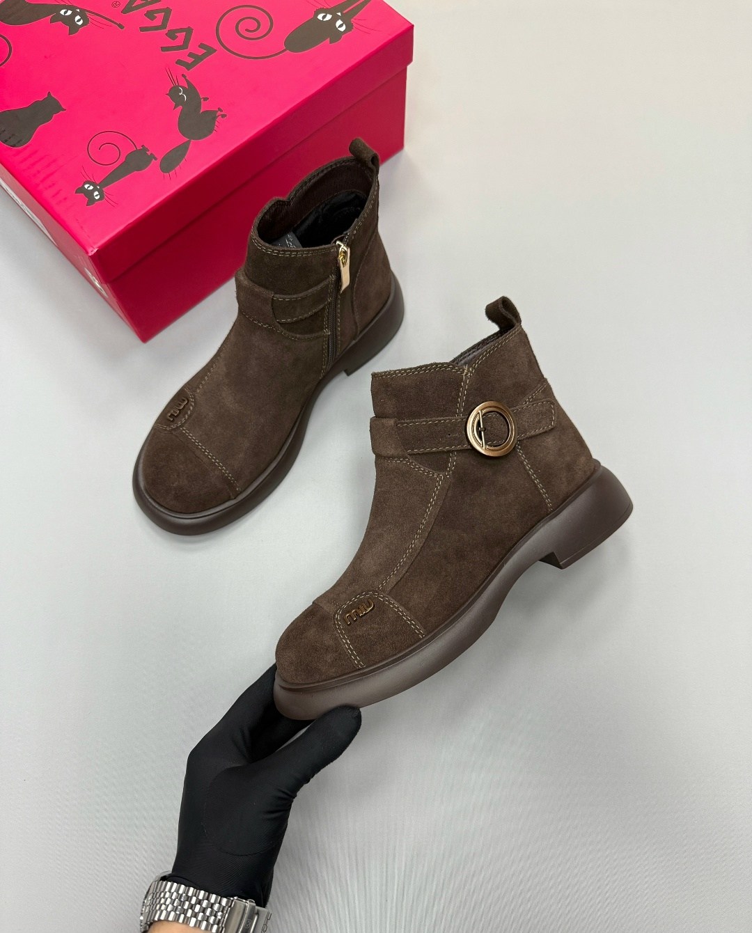 ботинки женские,,женская ,ботиночки,полусапоги луи виттон