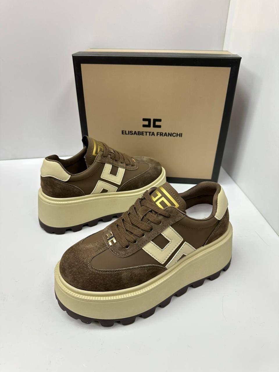 ,кроссовки fendi,кроссовки женскиe,кроссовки фенди,женская