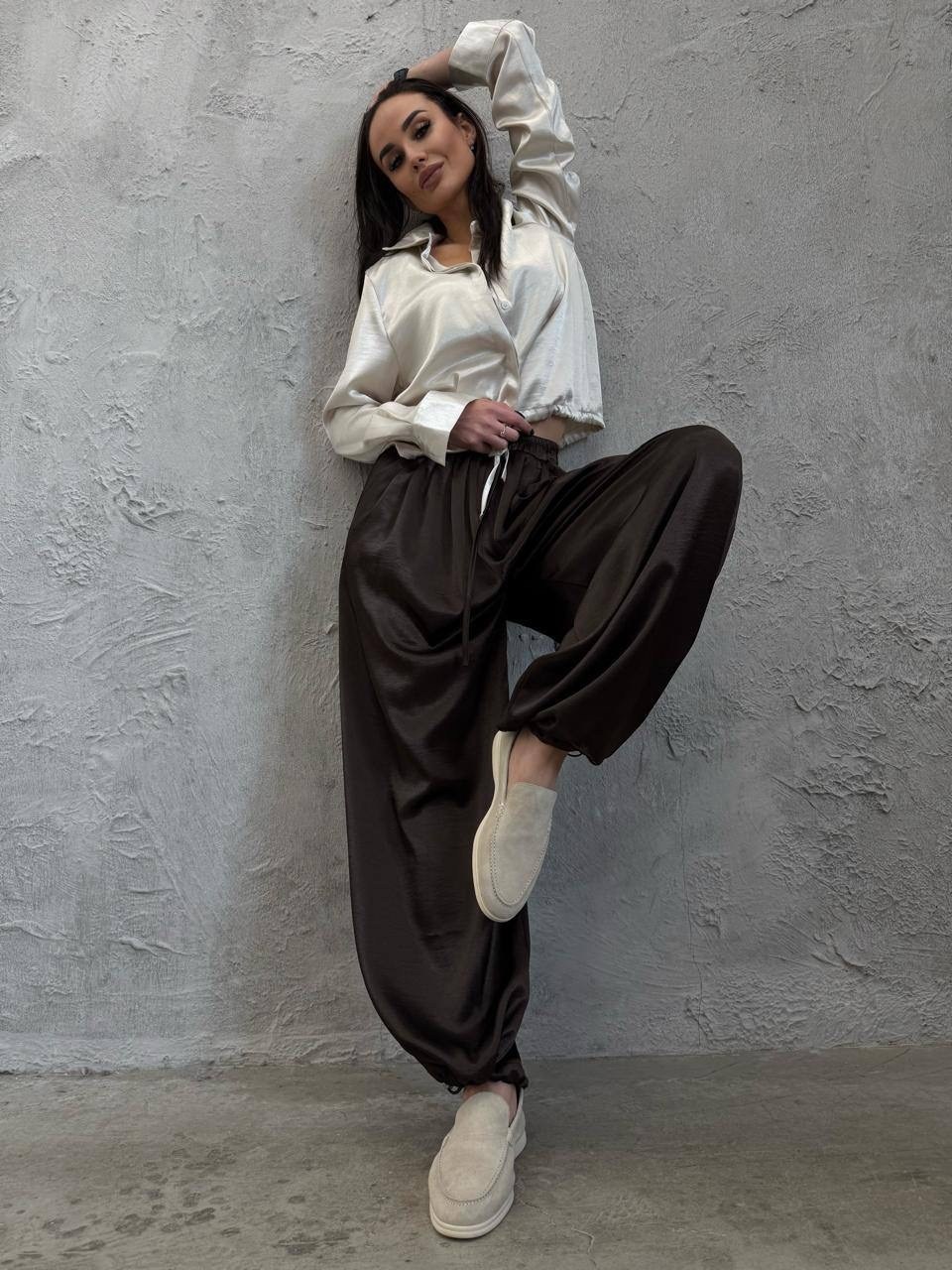 шелковые брюки палаццо,элегантные шелковые брюки-палаццо,элегантные шелковые брюки женские брюки-палаццо,брюки палаццо,шелковые брюки