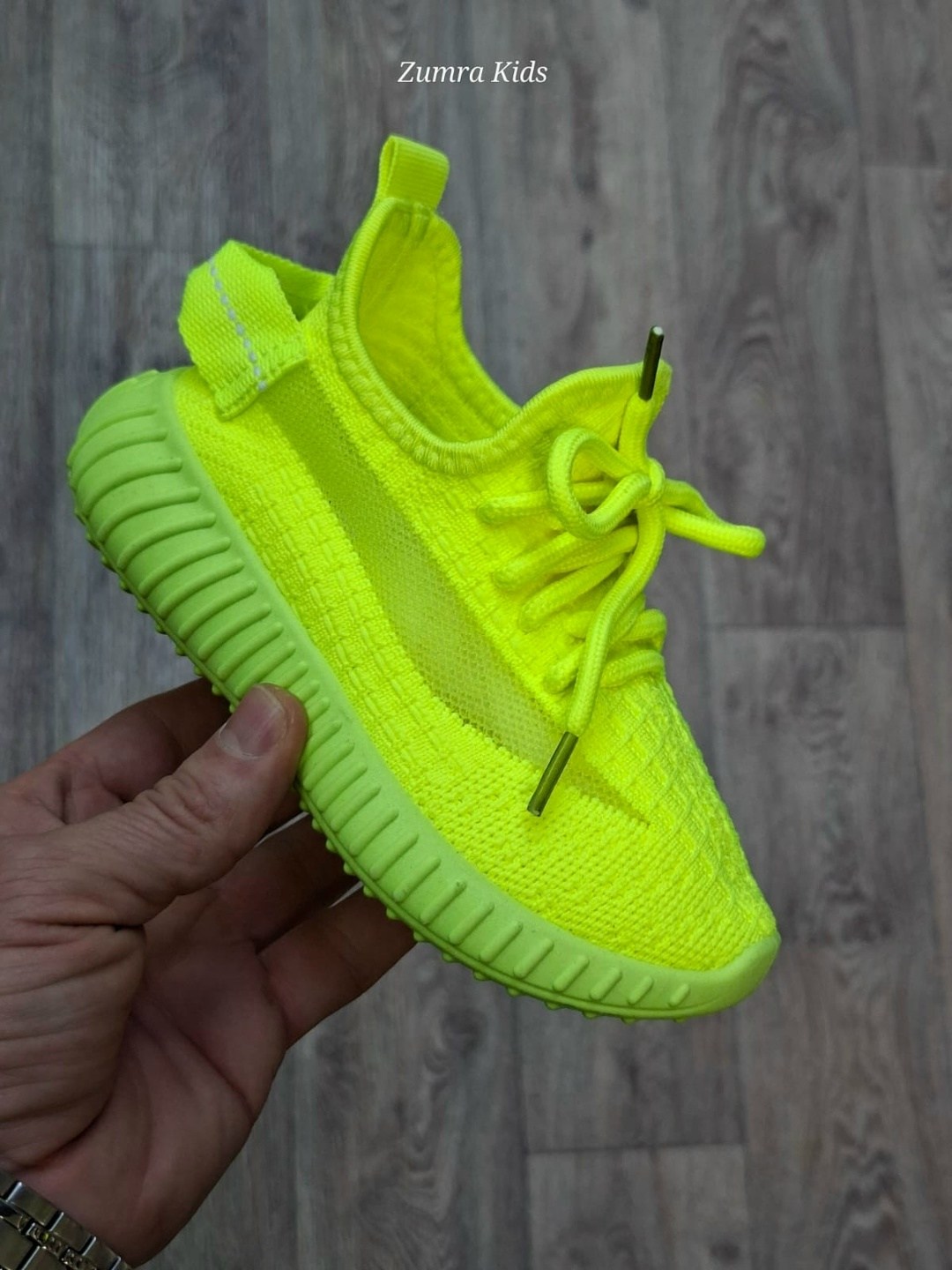 кроссовки,кроссовки женскиe,изики кроссовки,кроссовки салатовые детские,кроссовка