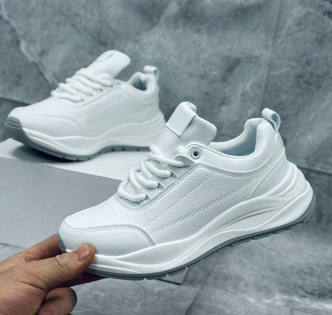 ,женские кроссовки,черные кроссовки,кроссовка,черные кроссовки женские