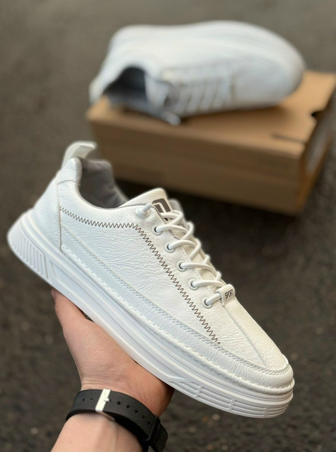 ,белые мужские кроссовки,кеды мужские белые,модные кроссовки,белые кроссовки