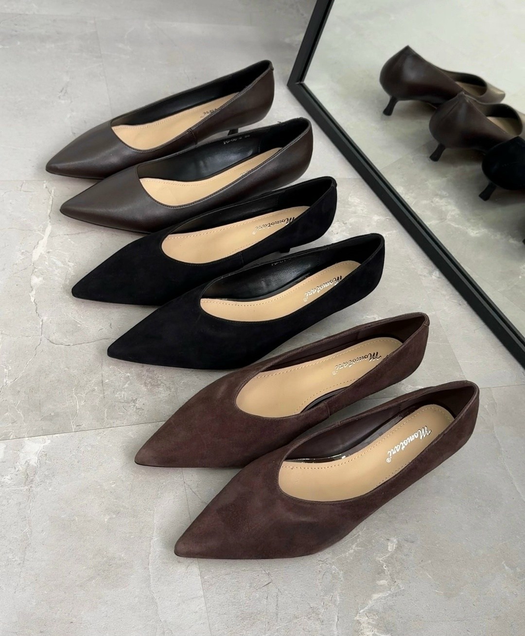 ,женские туфли лодочки,туфли лодочка,туфли лодочки на низком каблуке,туфли-лодочки женские на низком каблуке заостренный носок