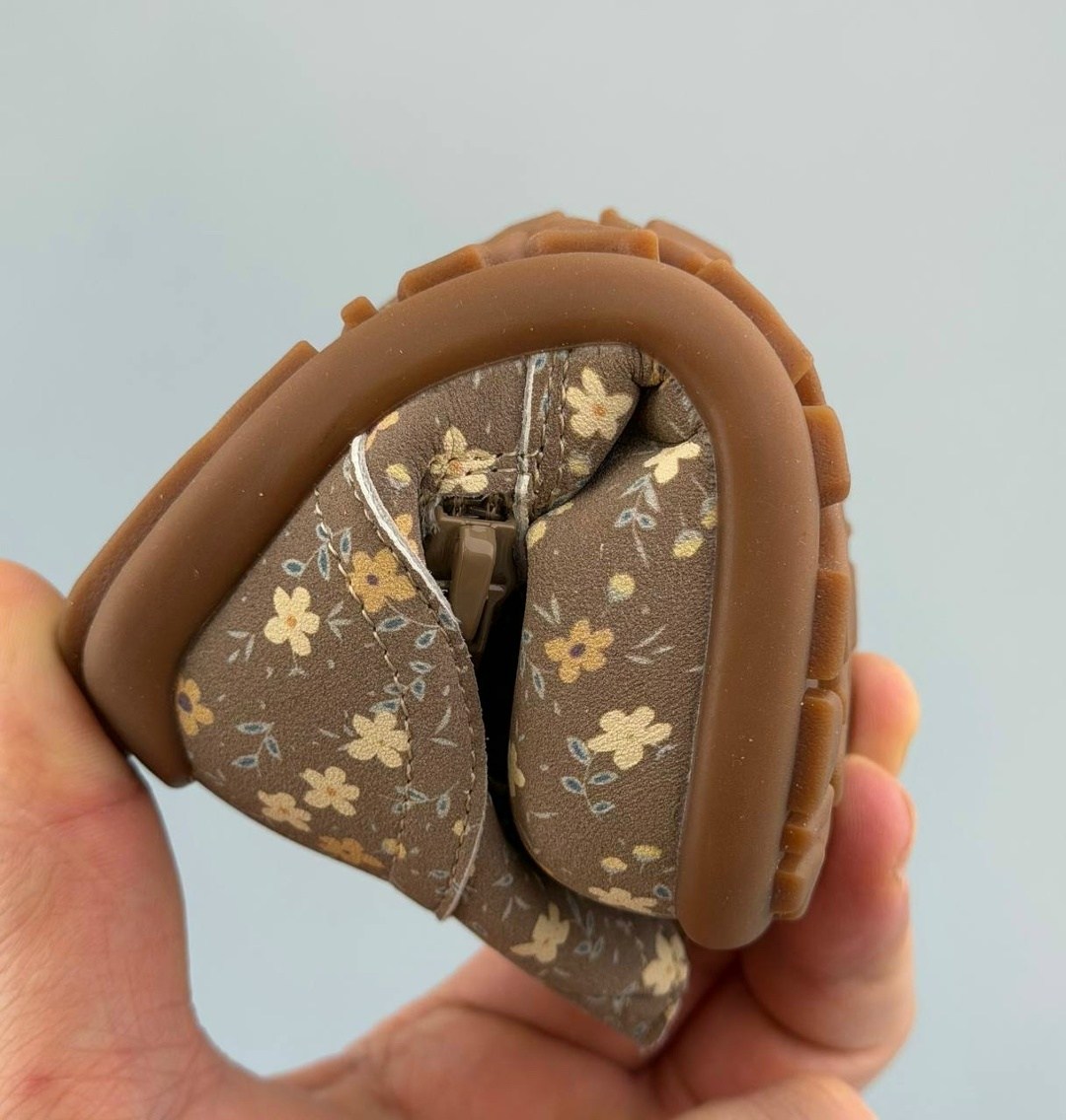 детские ботинки,ботинки сказка демисезонные для девочки,,детская ,угги детские