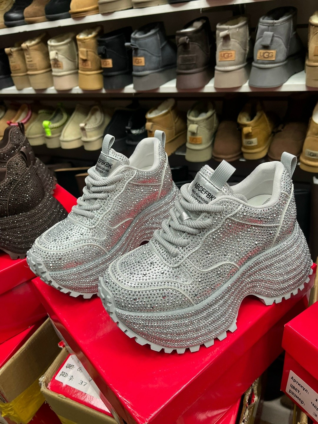 кроссовки balenciaga женские,,женские кроссовки,женские кроссовки balenciaga блестящие со стразами,кроссовки со стразами