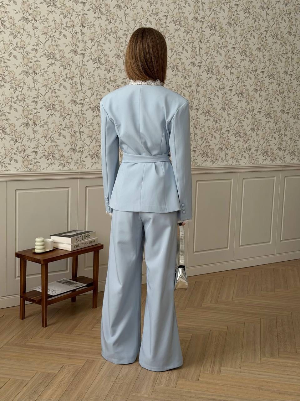 брючный костюм,модные брючные костюмы,голубой костюм женский брючный,брючные костюмы для женщин,брючные женские костюмы