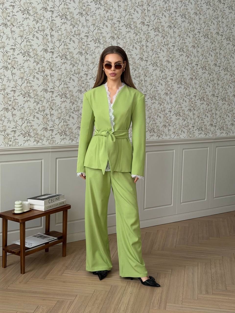 элегантный костюм,костюм женский брючный,зеленый брючный костюм женский,женские костюмы,вечерние брючные костюмы