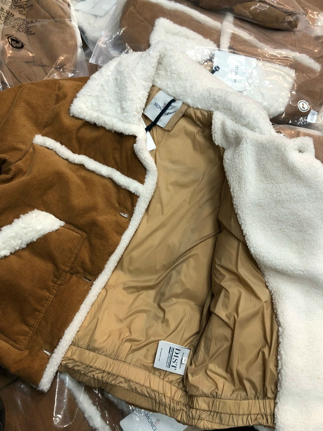 куртка из экозамши,дубленка женская,вельветовая куртка женская зимняя,вельветовая куртка,замшевая куртка