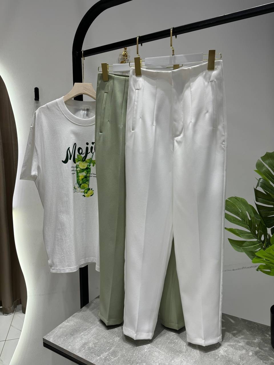 мода стиль,серые брюки,брюки женские,брюки женские классически