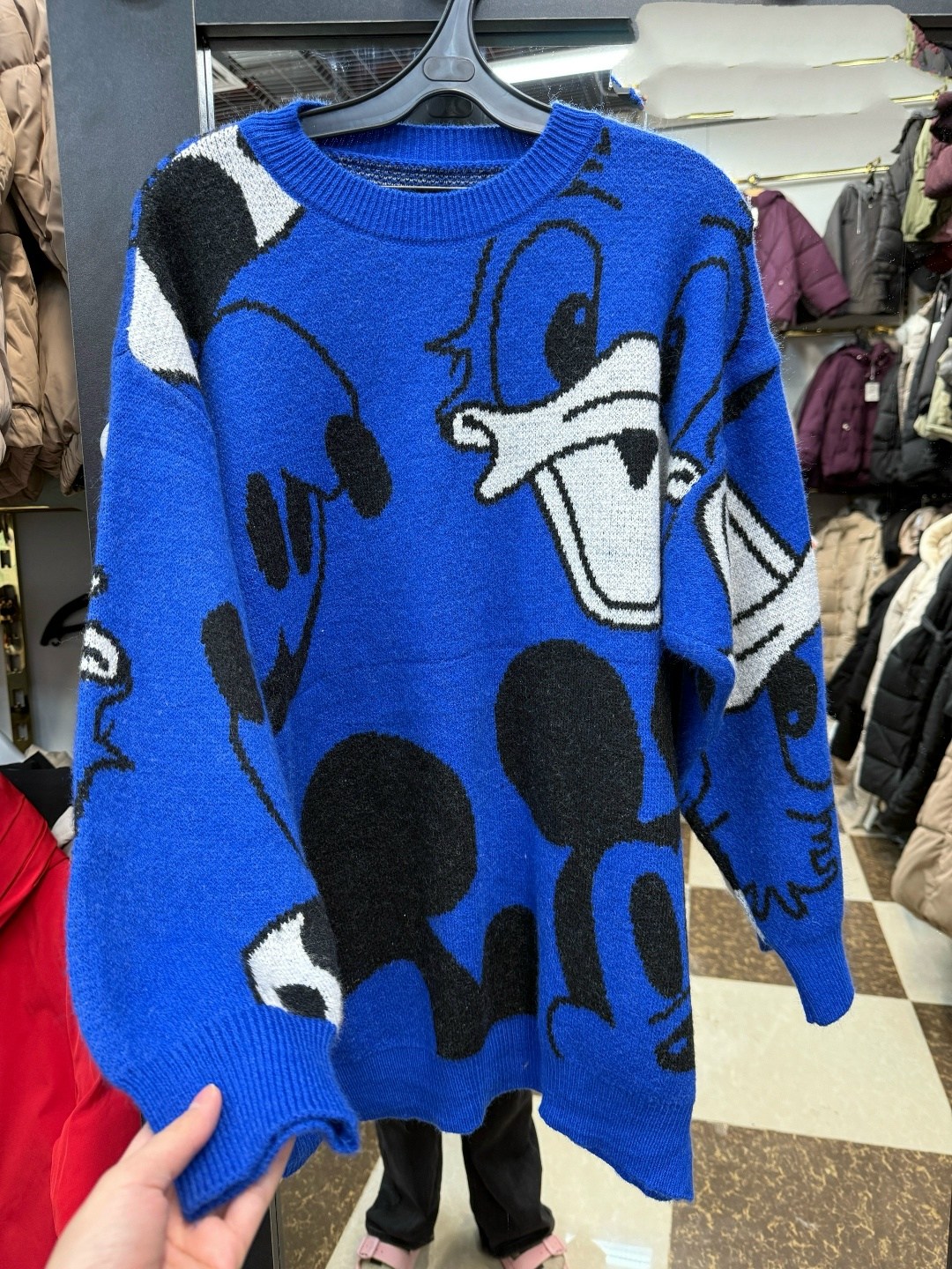 свитер женский оверсайз длинный вязаный с принтом,свитер с принтом,свитера женские,модные свитера,кофта женская