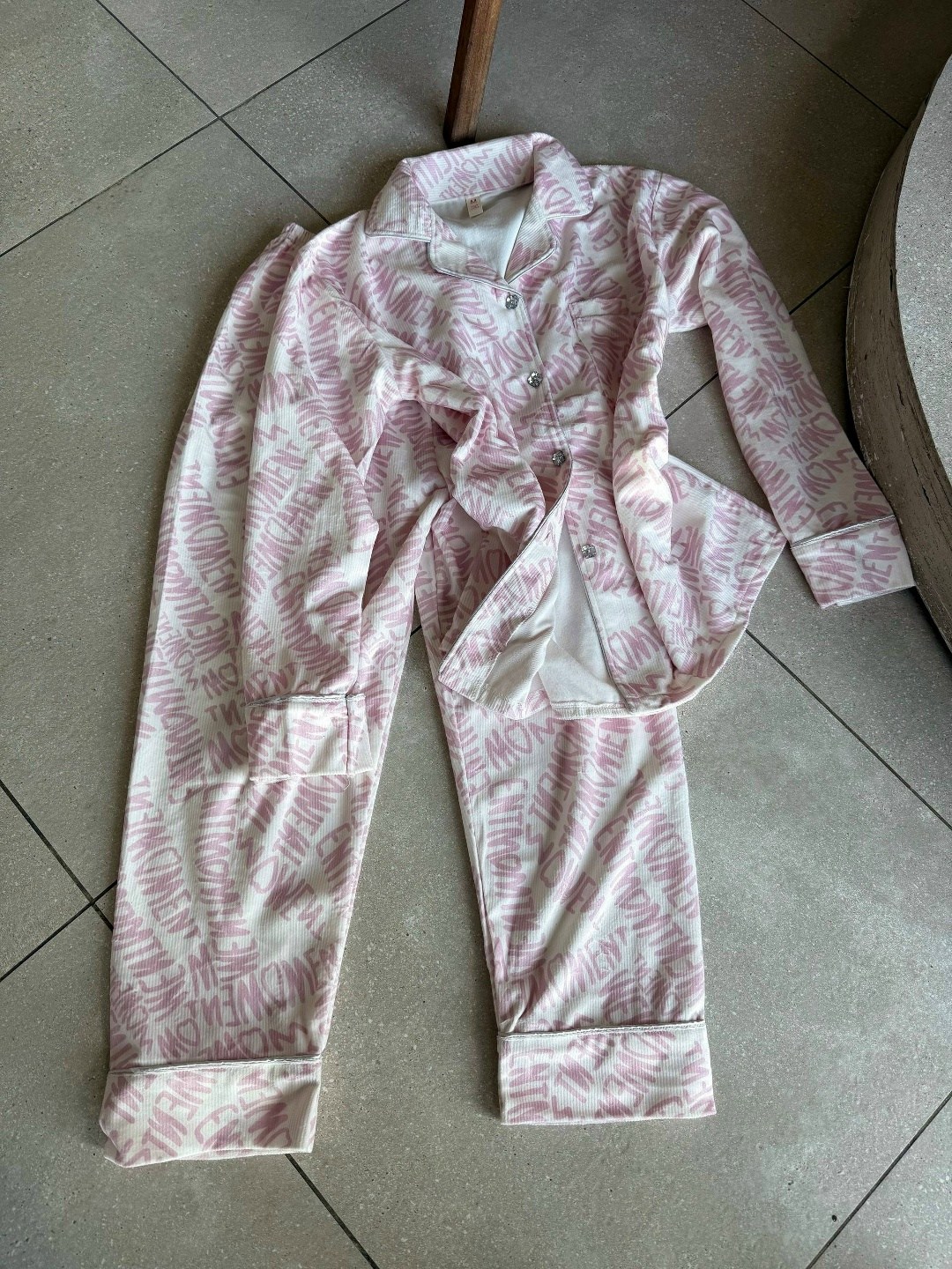 пижама женская,пижама женская комплект,пижама розовая,пижама женская шелковая,пижама женская шелковая со штанами и рубашкой amenue цвет бело-розовый