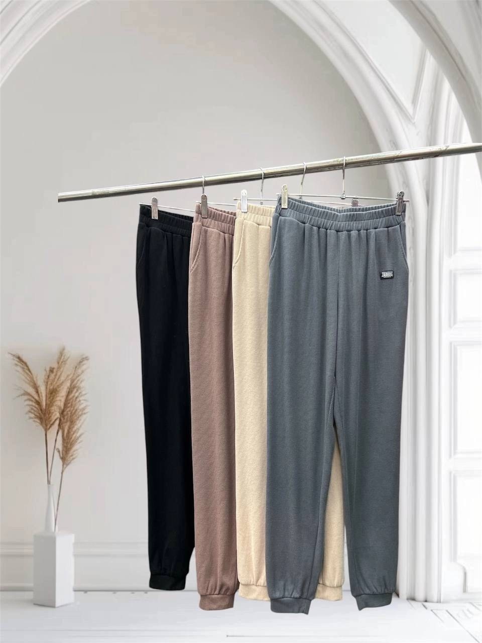 женский брючный костюм двойка,костюм двойка модный,женские брючные костюмы,трикотажные костюмы,тёплые спортивные костюмы женские больших размеров