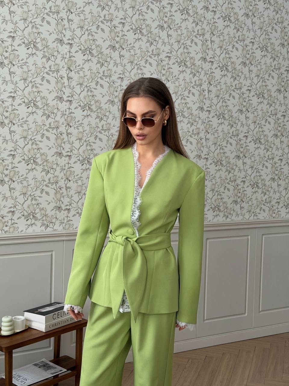 элегантный костюм,костюм женский брючный,зеленый брючный костюм женский,женские костюмы,вечерние брючные костюмы