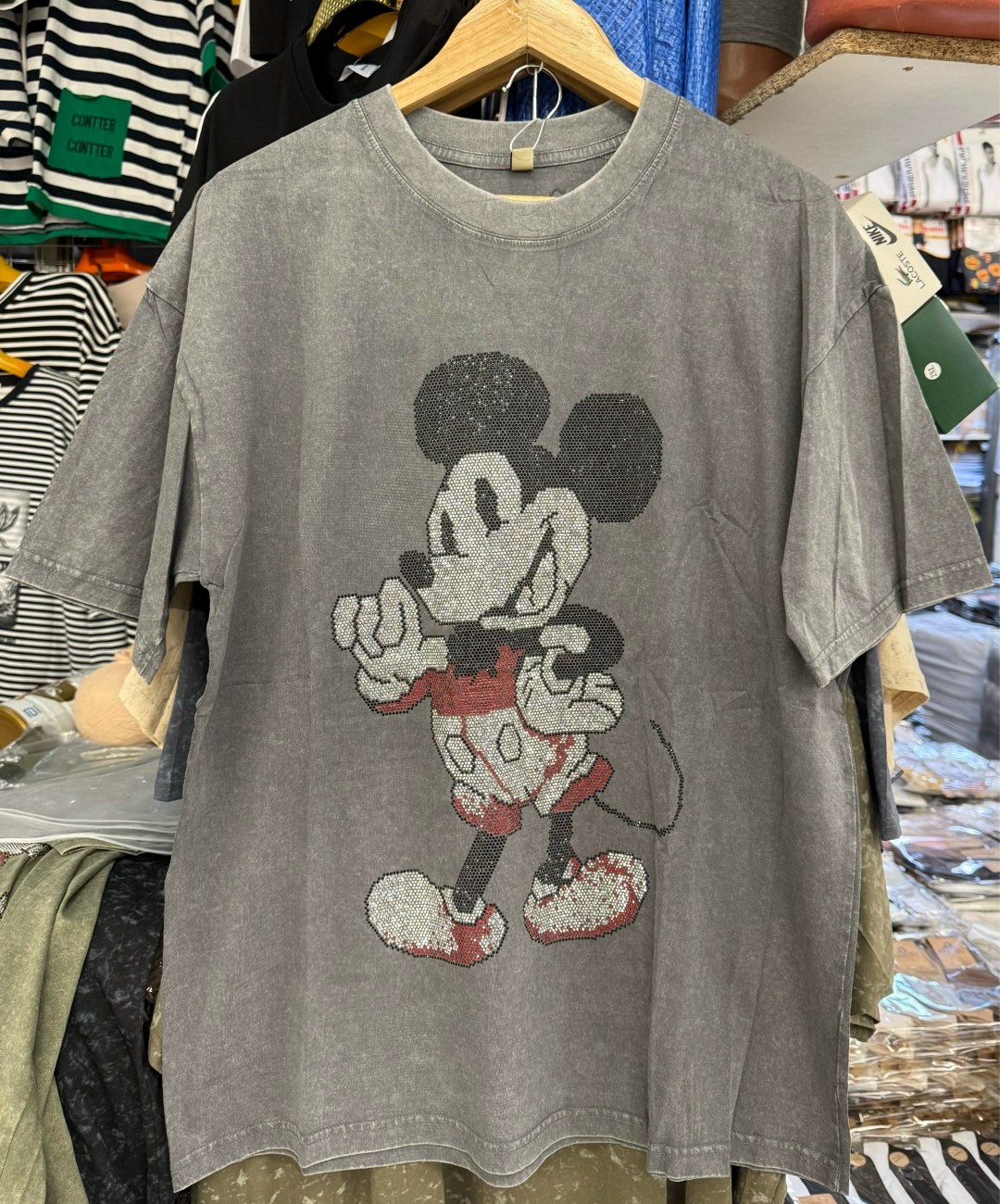 футболки женская,футболки оверсайз,футболка левис микки маус,футболка,футболка с микки маус