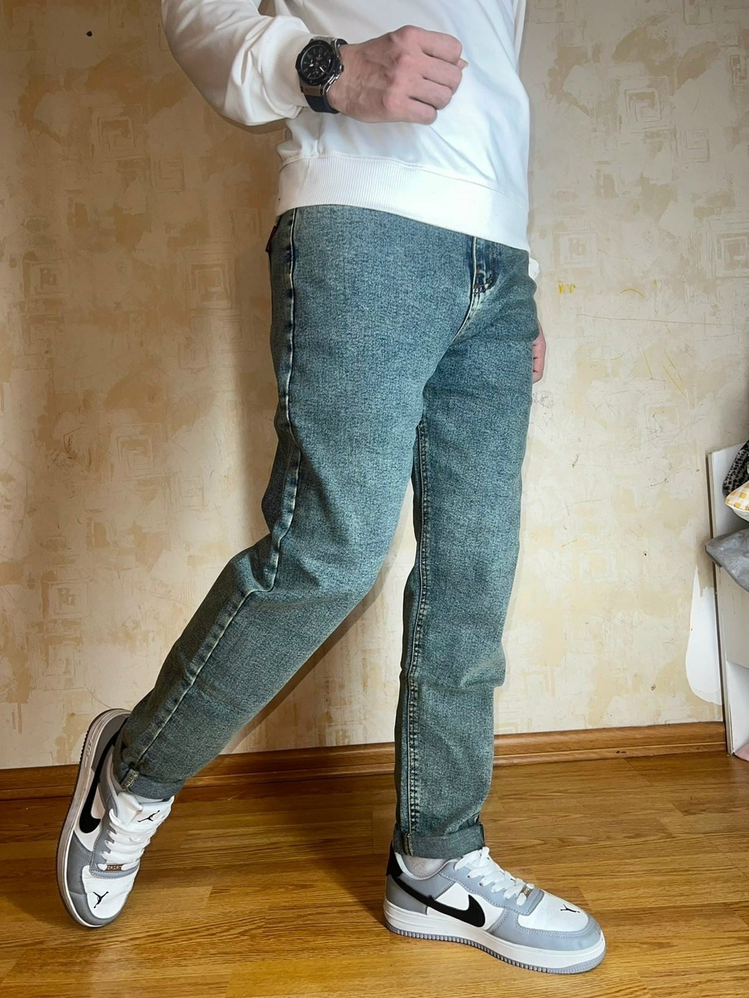 мужские джинсы бананы,мужские джинсы,модные мужские джинсы,джинсы мужские серые,мужские джинсы прямые