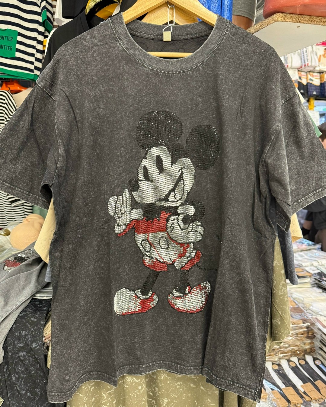 футболки женская,футболки оверсайз,футболка левис микки маус,футболка,футболка с микки маус